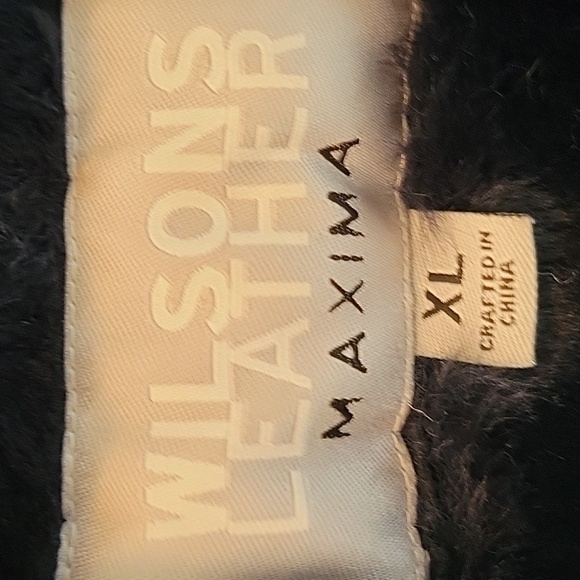 Wilson's Leather Maxima - Picture 6 of 9